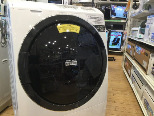 生活家電の洗濯乾燥機