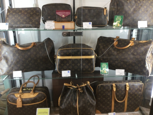 シャネルのCHANEL