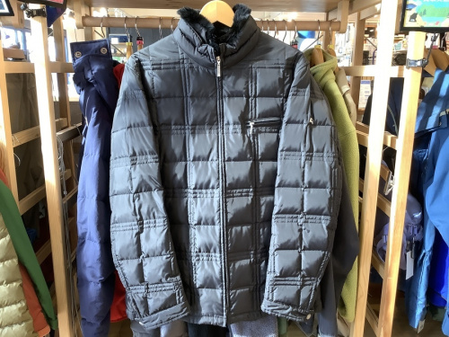 ダウンジャケットのBURBERRY