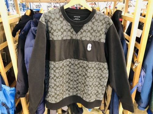 メンズファッションのトレーナー