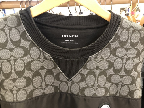 トレーナーのCOACH