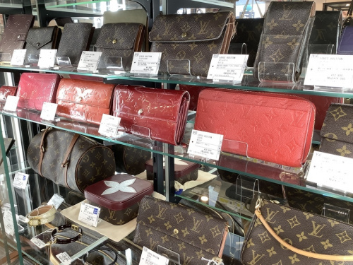 バッグのLOUIS VUITTON