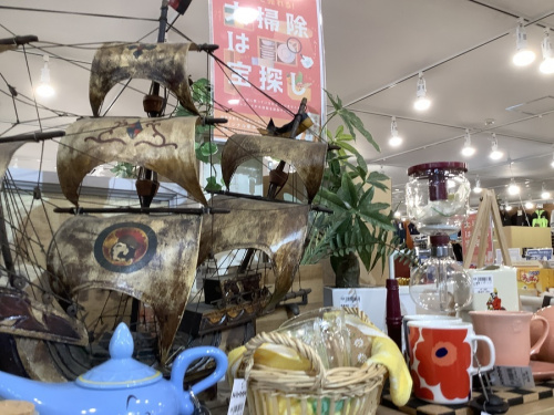 リサイクルショップのインテリア雑貨