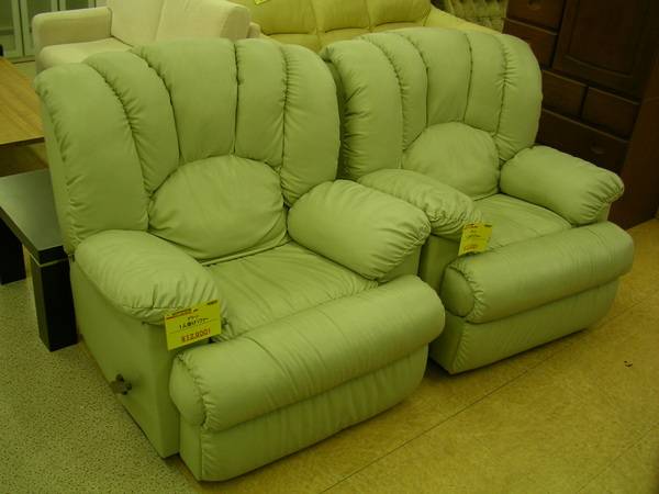 ニトリのリクライニングソファ1人掛けタイプを買取入荷致しました。【中古家具 買取 埼玉】 [2010.07.12発行]｜リサイクルショップ