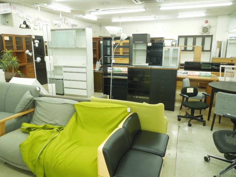 綾野製作所の食器棚をご紹介【上福岡店】｜2016年04月10日｜リサイクル