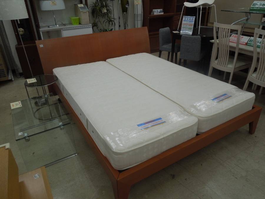 cassina（カッシーナ）junoクイーンベッド入荷【上福岡店】｜2016年04
