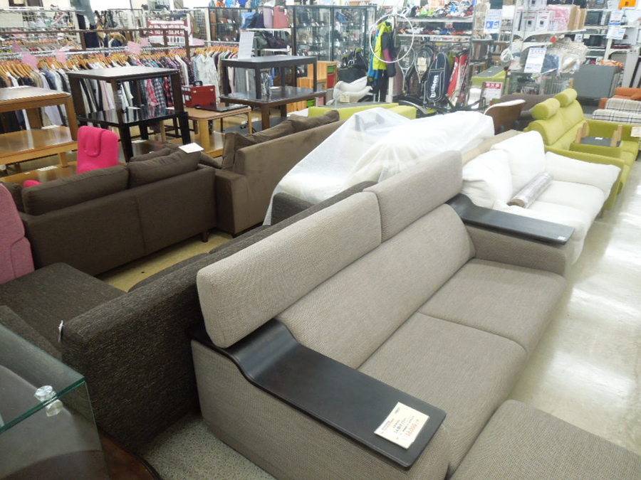 KartellのMAXテーブルとMAUIチェアのダイニングセット【上福岡店 