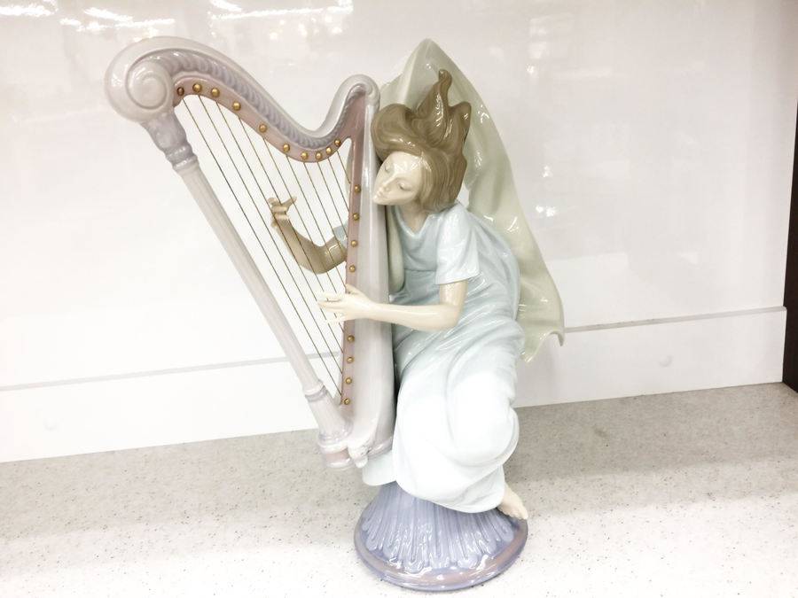 全長34cm！！LLADRO（リヤドロ）がのフィギュリンが新入荷！！【上福岡