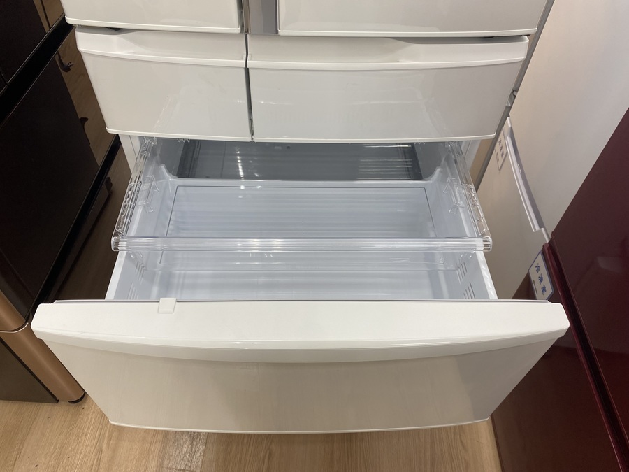 Panasonic (パナソニック) から6ドア冷蔵庫 NR-FV45S3-W（451L）を入荷