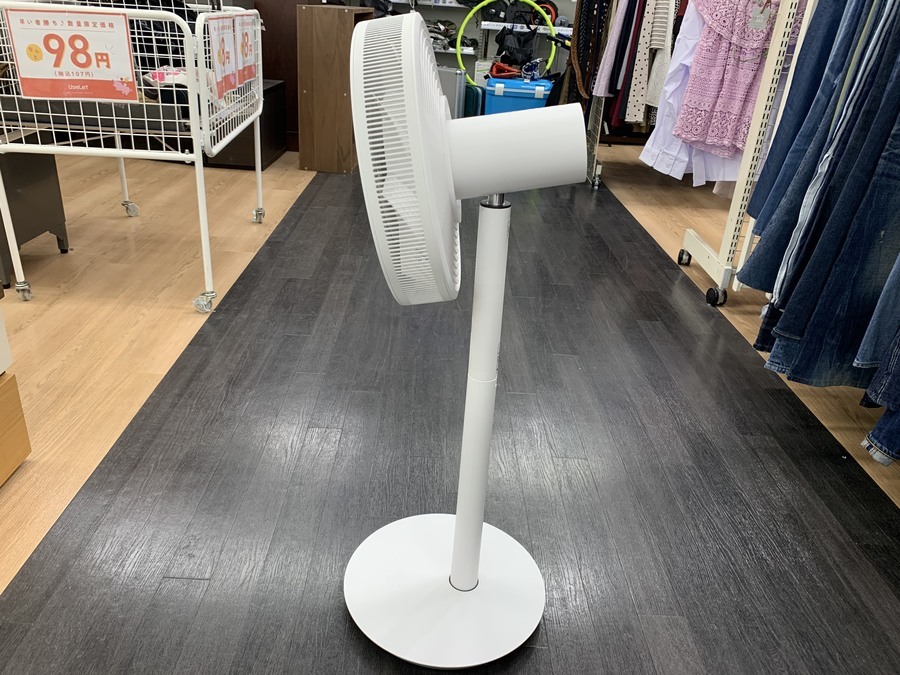 Amazon 生活家電・空調 BALMUDA 型番：EGF-1700-WG 扇風機