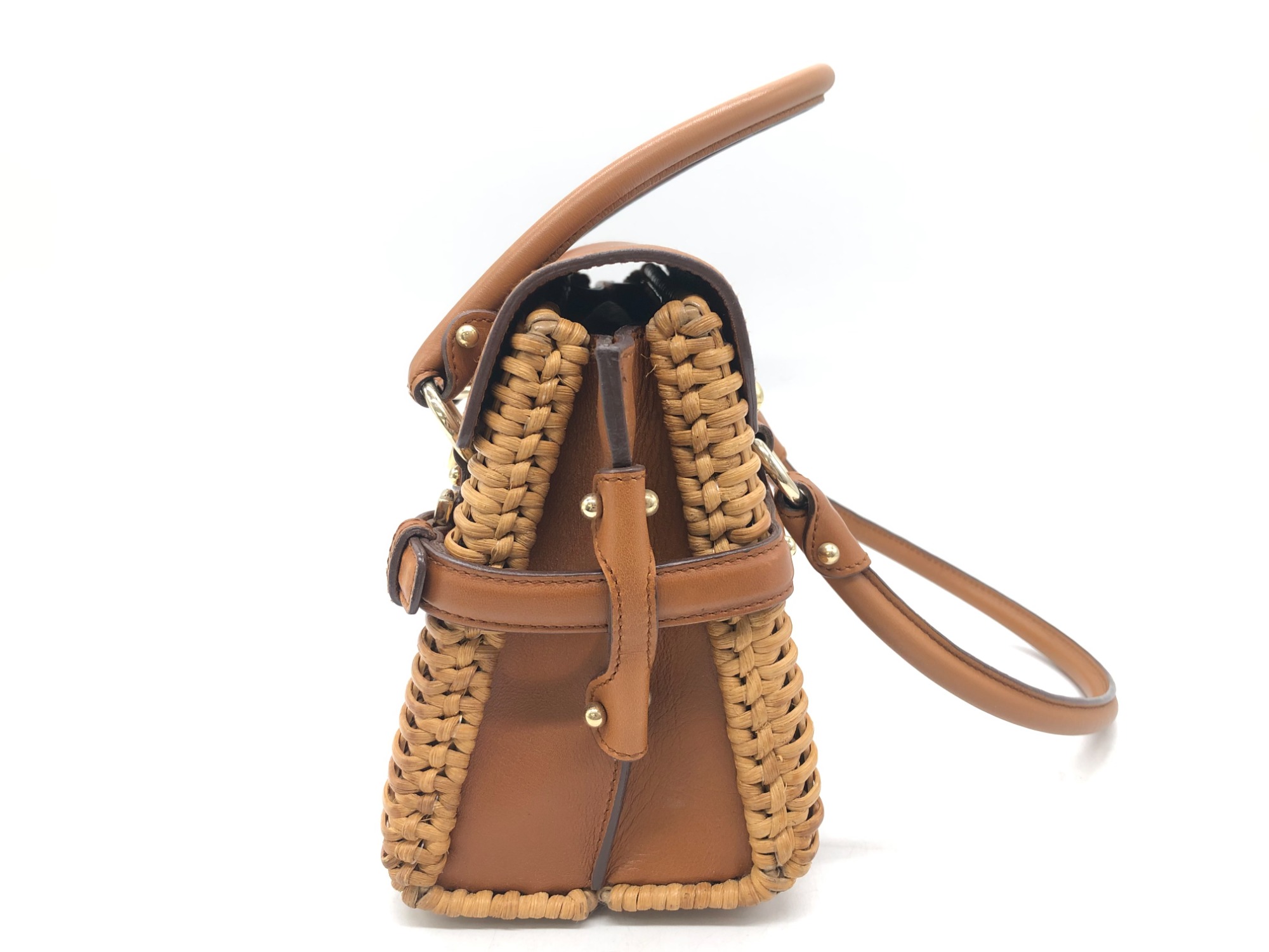 Salvatore Ferragamo】ハンドバッグ入荷致しました！｜2023年01月27日