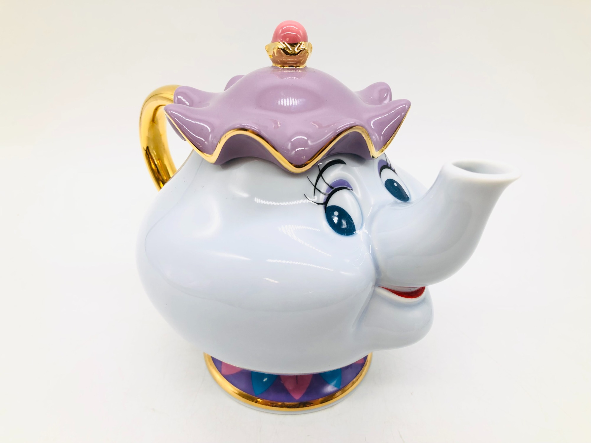 Disney】美女と野獣 ポット夫人&チップのティーセット をご紹介します