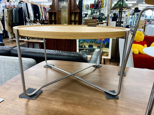 Carl Hansen&Son 折りたたみテーブル【トレファク上福岡】 Carl Hansen&Son】折り畳み式トレイテーブルのご紹介です♪｜2023年04