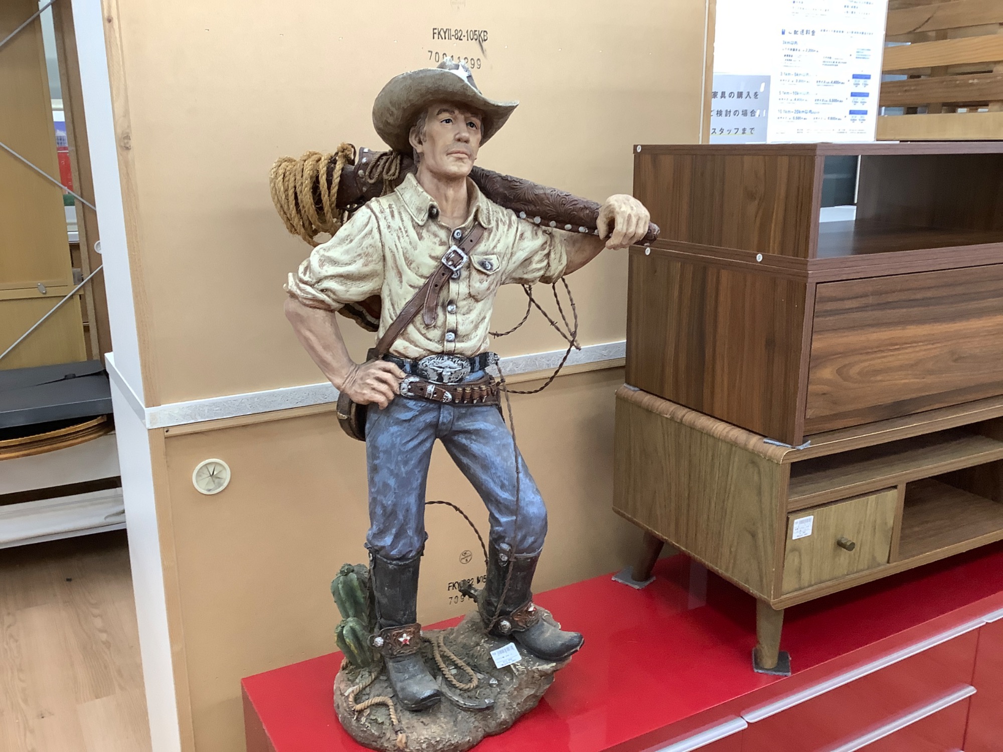 インテリア置物】カウボーイ入荷いたしました！！｜2023年05月02日