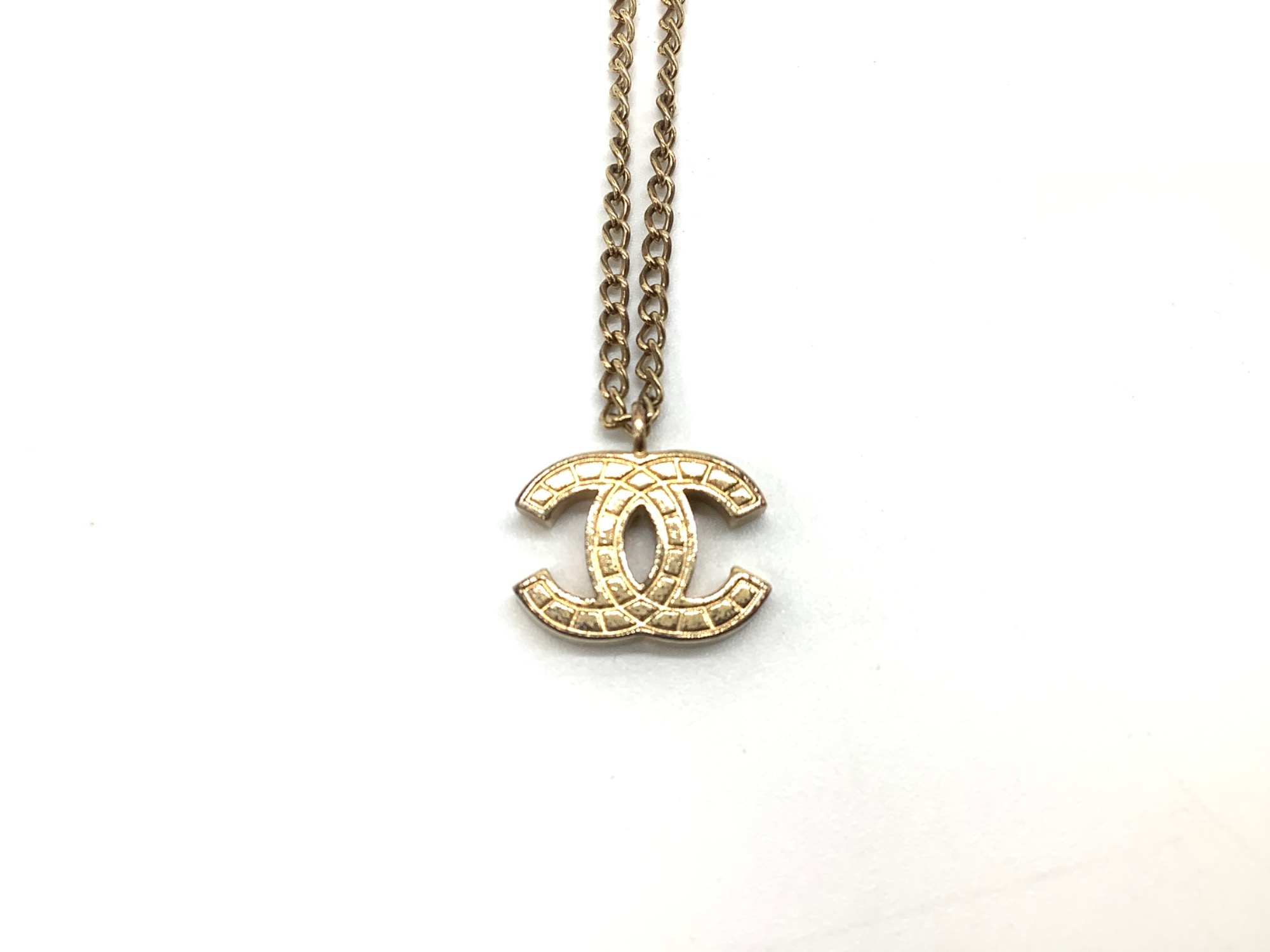 CHANEL♡ビジュー　ネックレス　オールド CHANEL】2003年製 ネックレス ゴールド のご紹介です♪｜2023年10月10