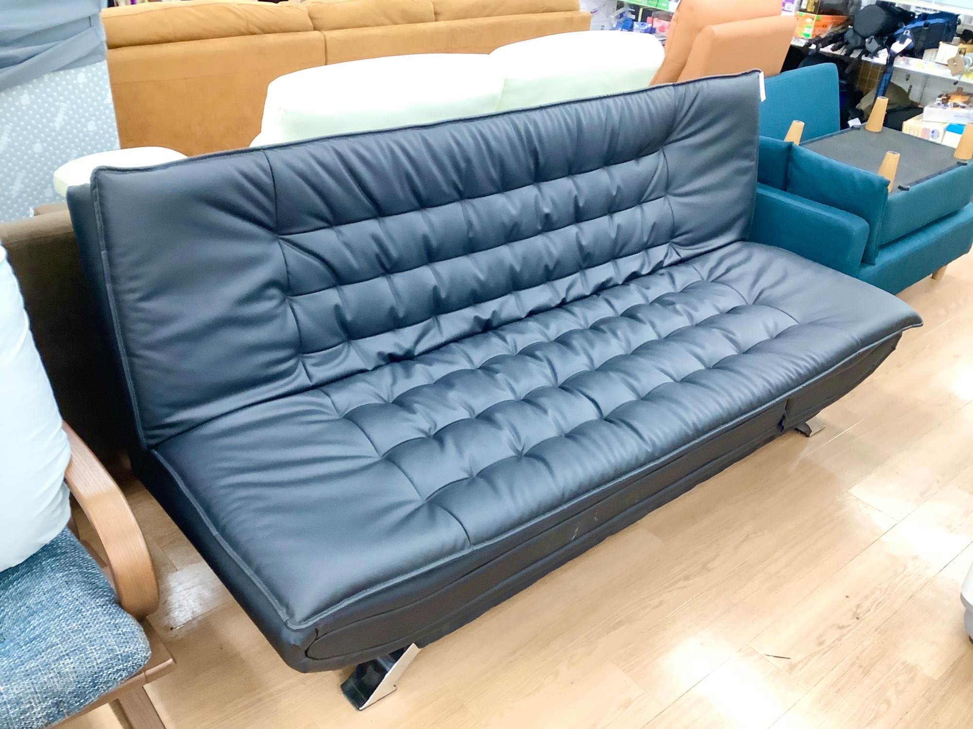 ニトリ】3人掛けソファーベッドのご紹介です‼︎｜2023年10月17日