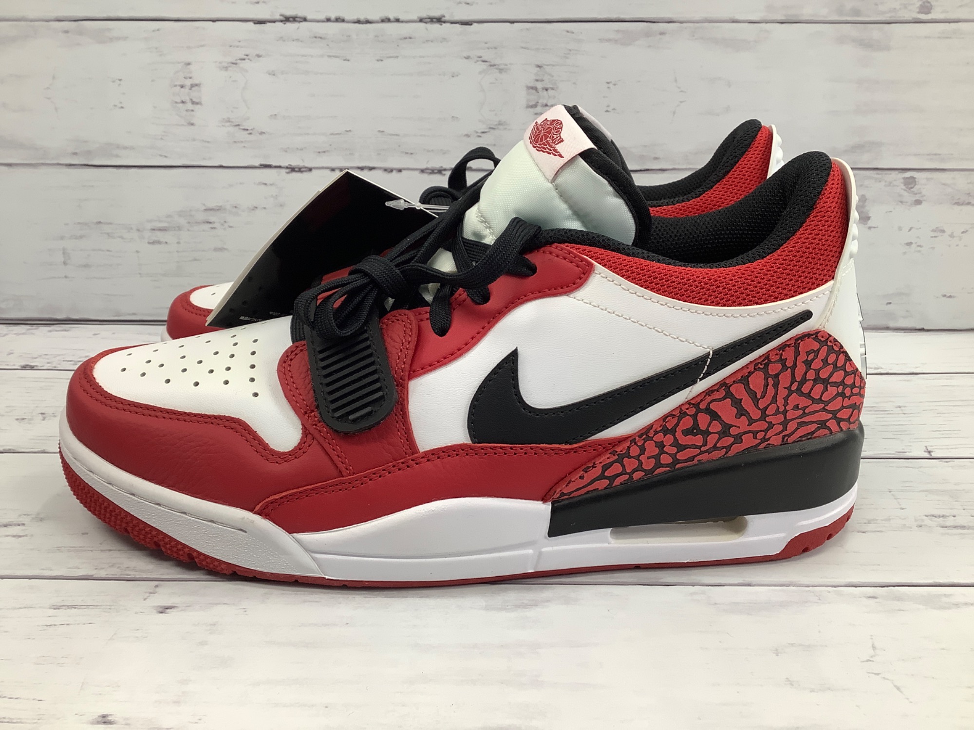 NIKE ナイキ AIR JORDAN LEGACY 312 LOW スニーカー CD7069