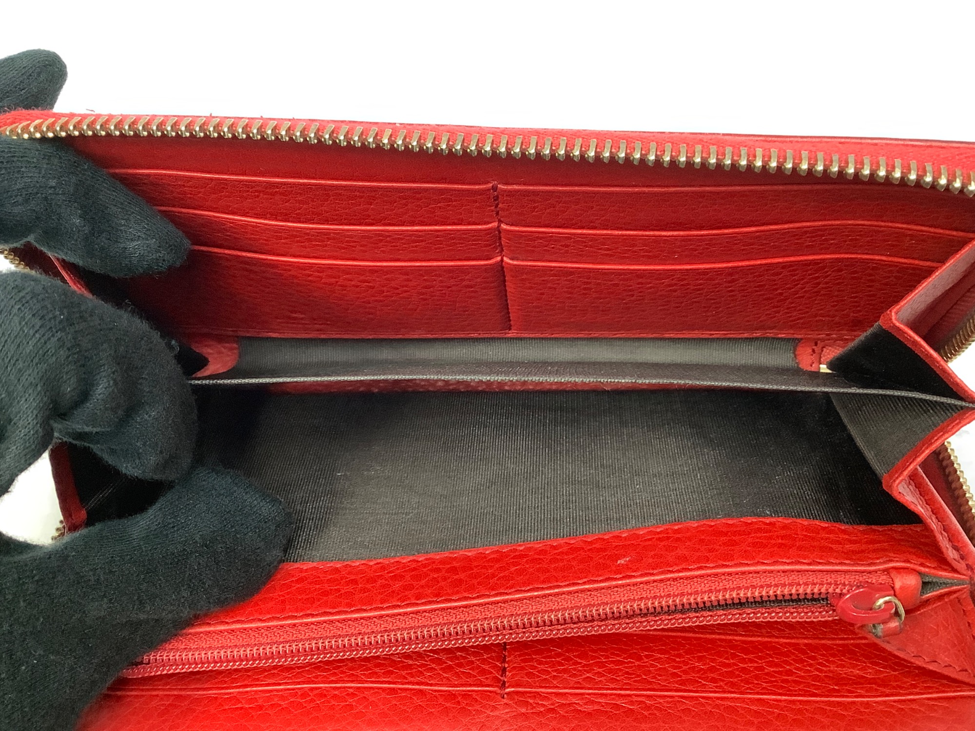 【希少】　GUCCI グッチ　インターロッキング　レッド　二つ折り　長財布 imgrc0078337370.jpg