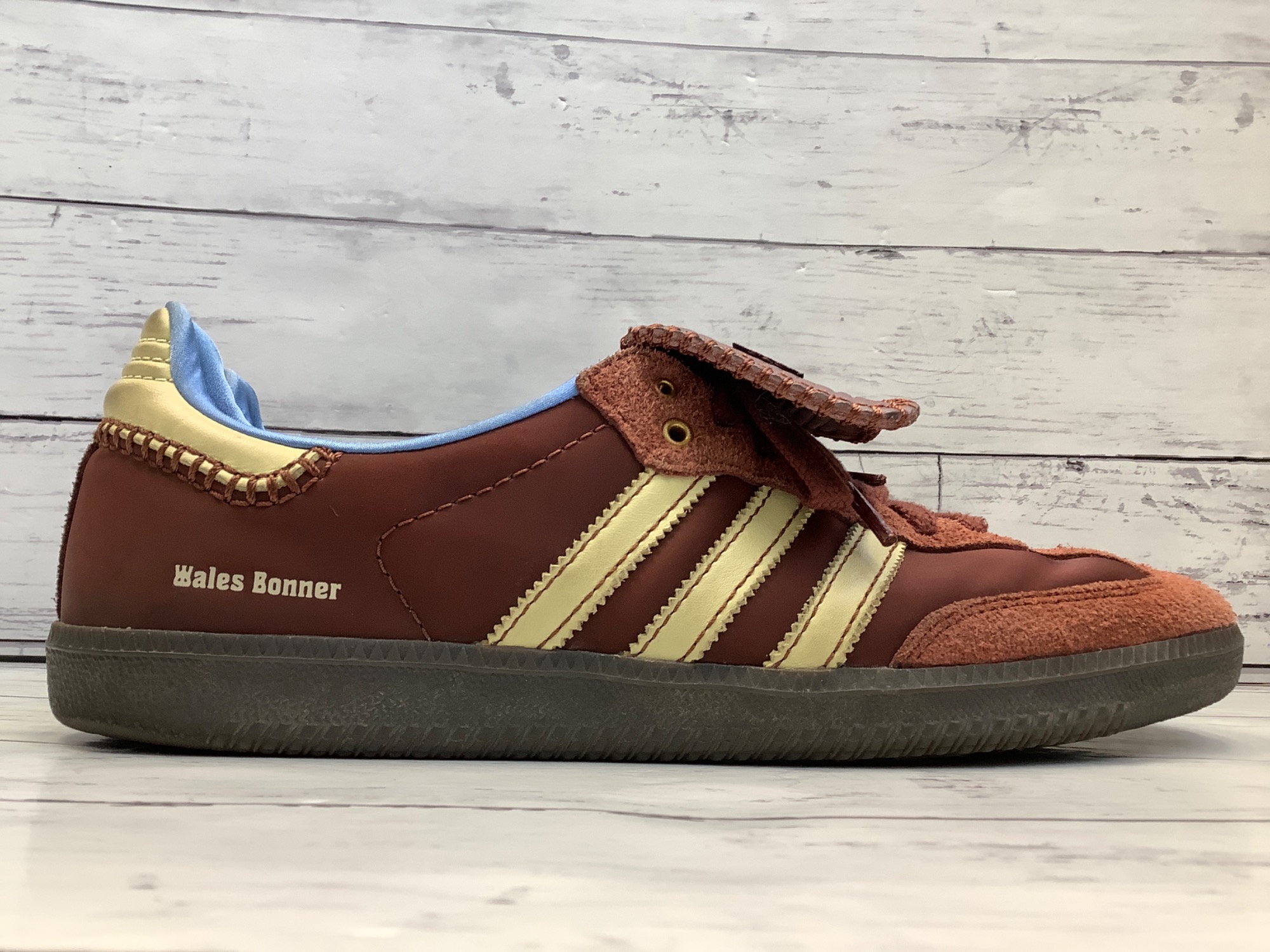 adidas(アディダス)スニーカー Samba WALES BONNERが買取入荷いたし