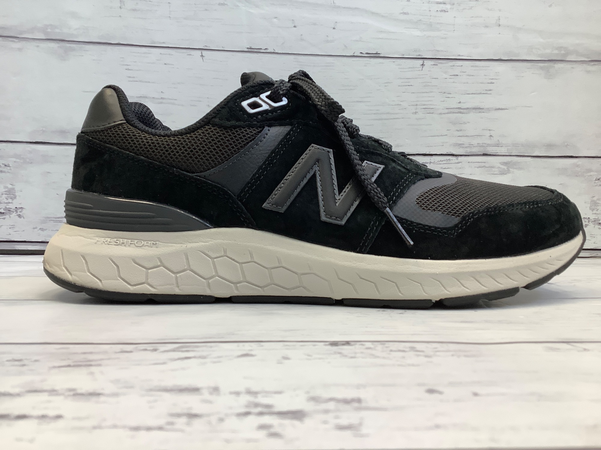 New Balance[ニューバランス]スニーカー 中古・古着通販】NEW BALANCE (ニューバランス) スニーカー