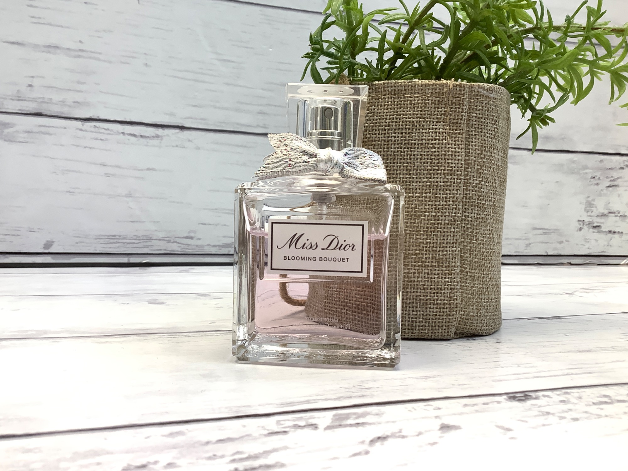 【新品未開封】国内正規品ミスディオール　オードトワレたっぷり大容量『100ml』 新品未開封】国内正規品ミスディオール オードトワレたっぷり大