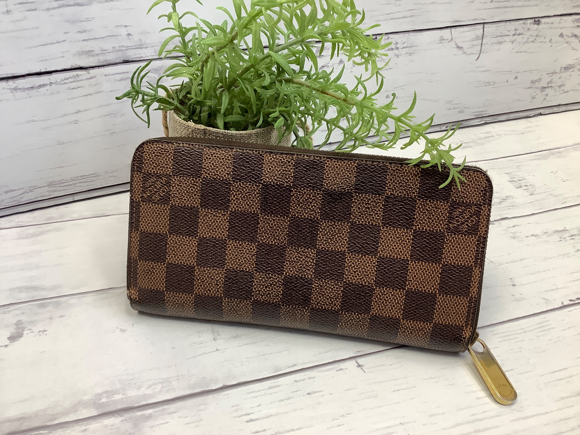 【美品】LOUIS VUITTON ダミエ ジッピーウォレット☆鑑定済み 週末セール】✨新品同様✨ルイヴィトン ダミエ ジッピー