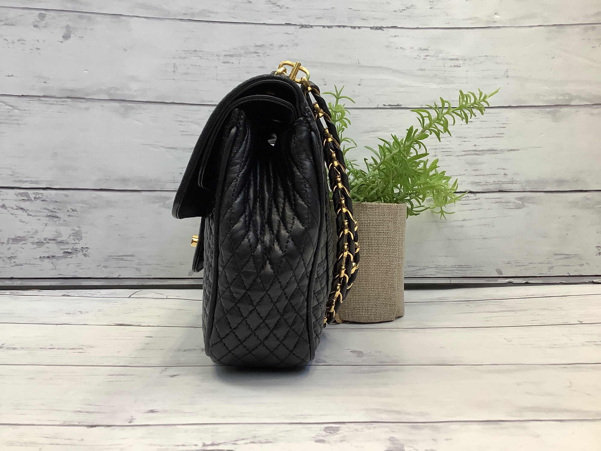 BALLY(バリー)のチェーンショルダーバッグが買取入荷致しました!｜2025