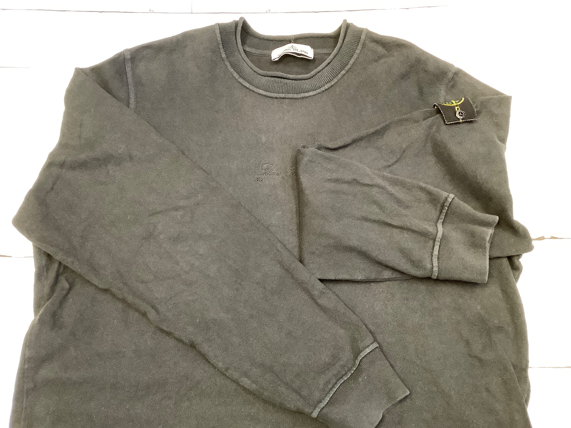 STONE ISLAND(ストーンアイランド)の40周年記念クルーネックスウェット