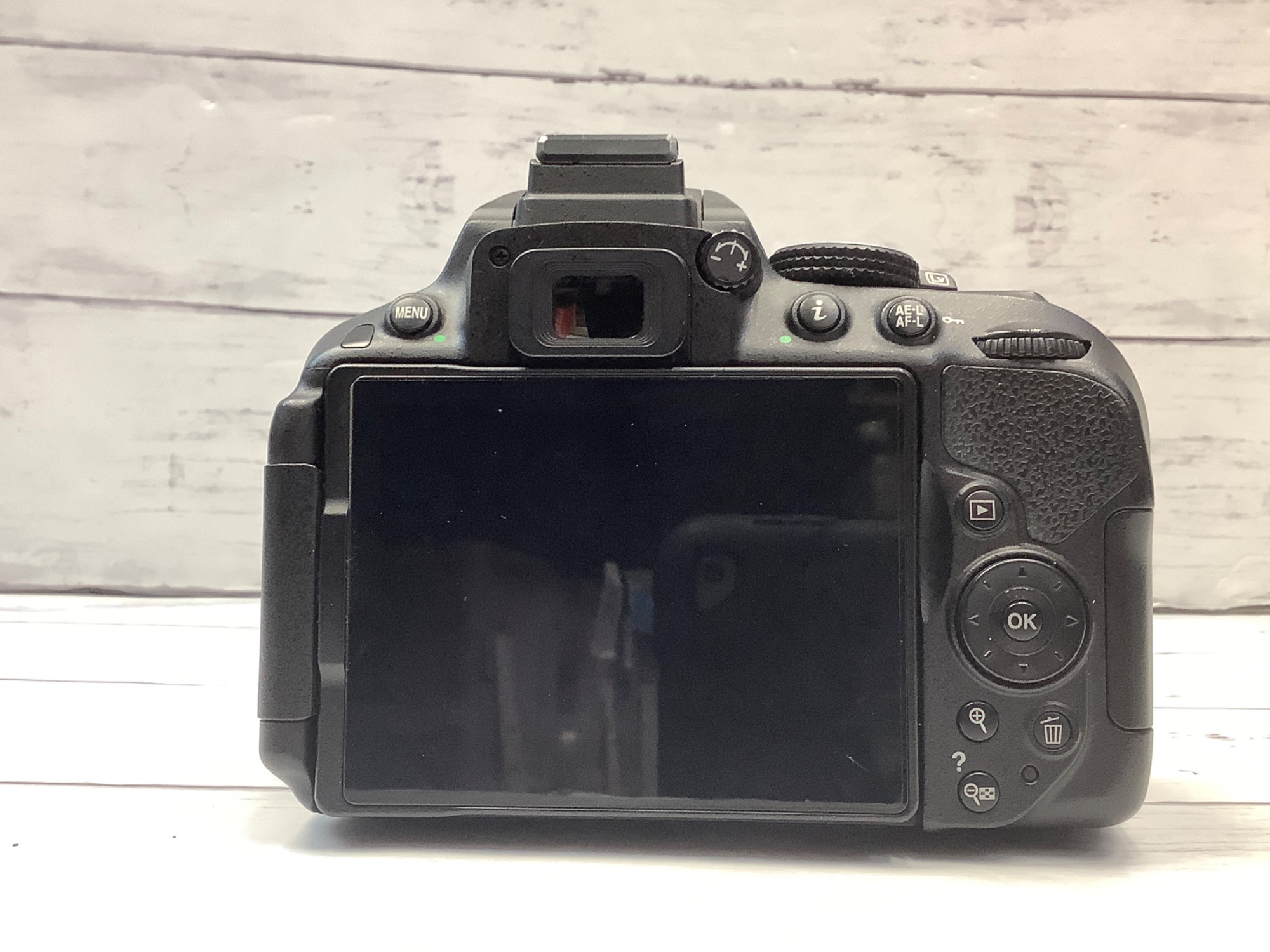【トレファク松原】Nikon(ニコン)デジタルカメラのご紹介です！ Nikon(ニコン)のデジタル一眼レフカメラが買取入荷いたしました