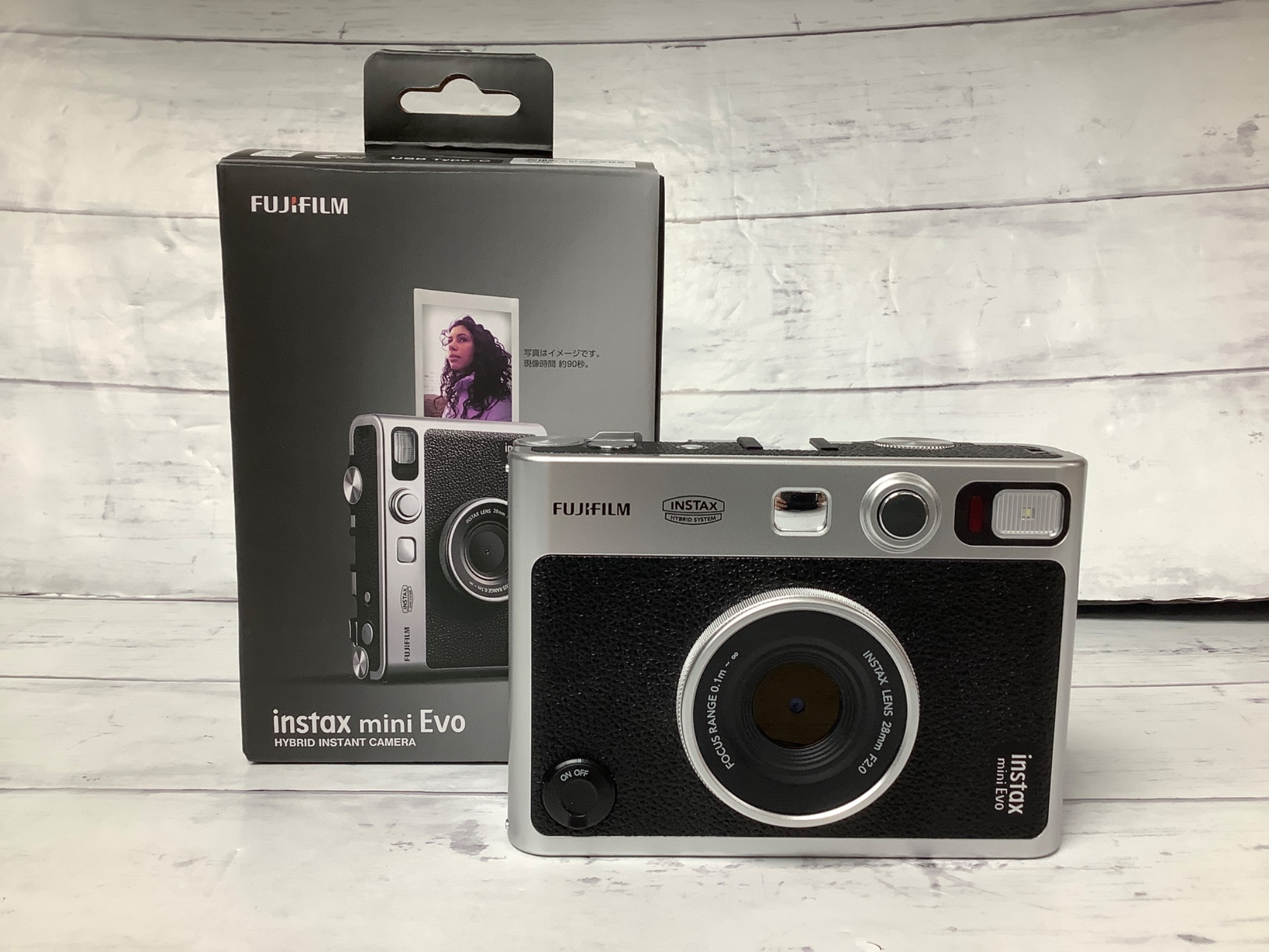 フジインスタントカメラ FUJIFILM / フジフィルム】インスタントカメラ instax mini Evo