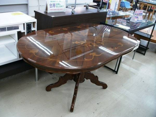 リビングテーブルの上福岡家具入荷情報