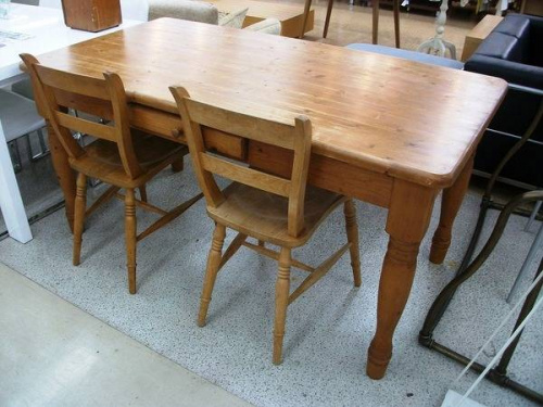 キャビネットの上福岡家具入荷情報