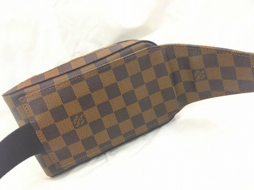 財布のLOUIS VITTON