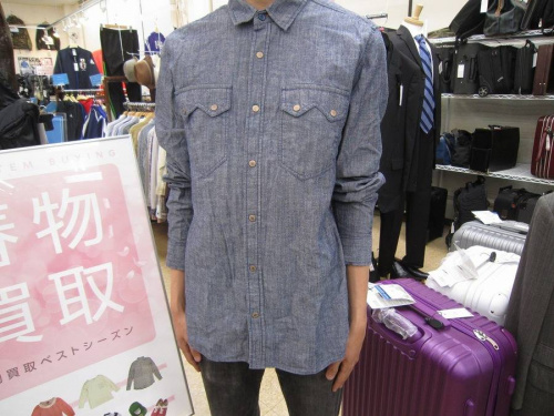 メンズファッションのシャツ