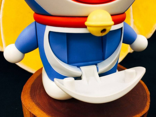 フィギュアのドラえもん
