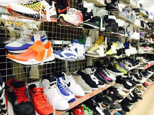 ナイキ(NIKE)のAIR JORDAN