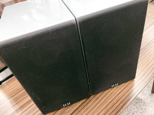 スピーカーのELAC
