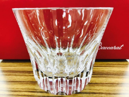 グラスのバカラ（Baccarat）