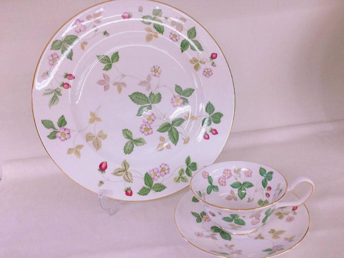 洋食器のWedgwood（ウエッジウッド）