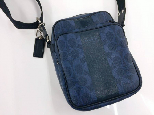 バッグのコーチ（COACH）