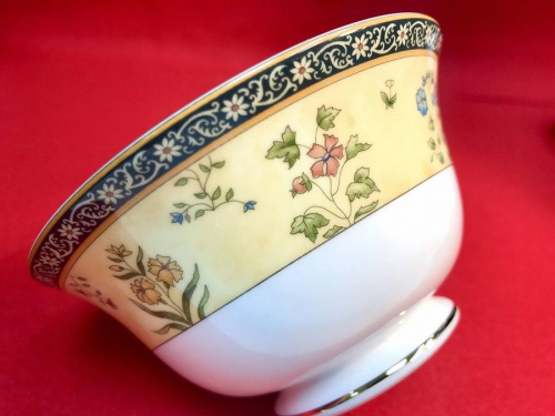 WEDGWOODのティーカップ&ソーサー