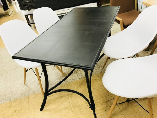 家具の東谷