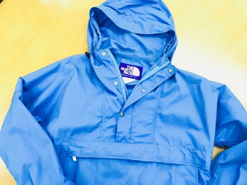 ジャケットのマウンテンパーカー