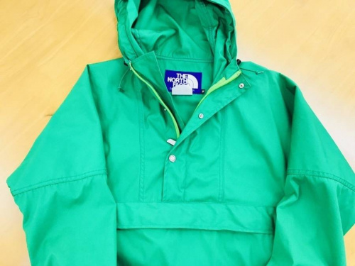 マウンテンパーカー