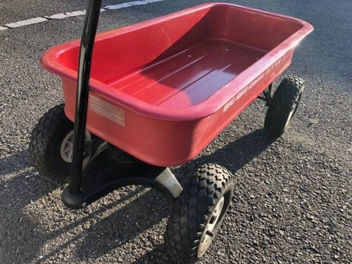 インテリアのラジオフライヤー