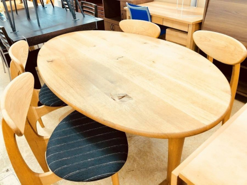 家具のダイニングセット
