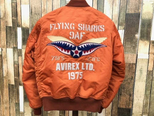 AVIREX MA－1 FLYING SHARKS・XL・オレンジ（アヴィレックスフライング