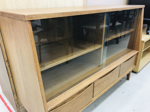 家具のローカップボード