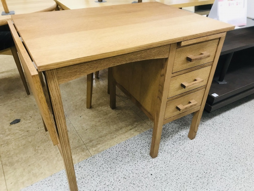 上福岡 家具 中古のデスク