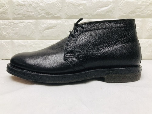 チャッカブーツのALDEN